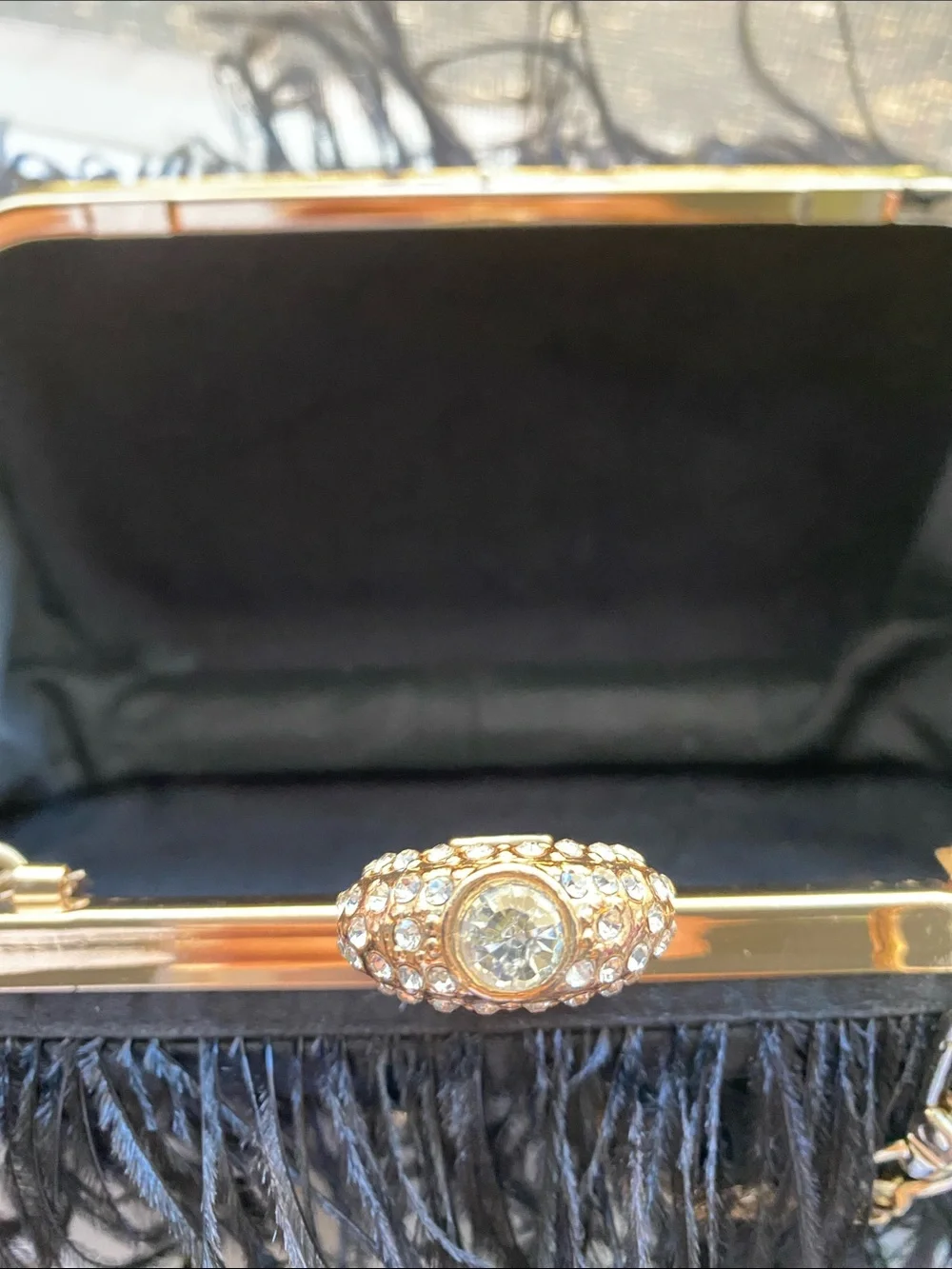 Black Feather Evening Clutch Rhinestone Ring with Gold Chain